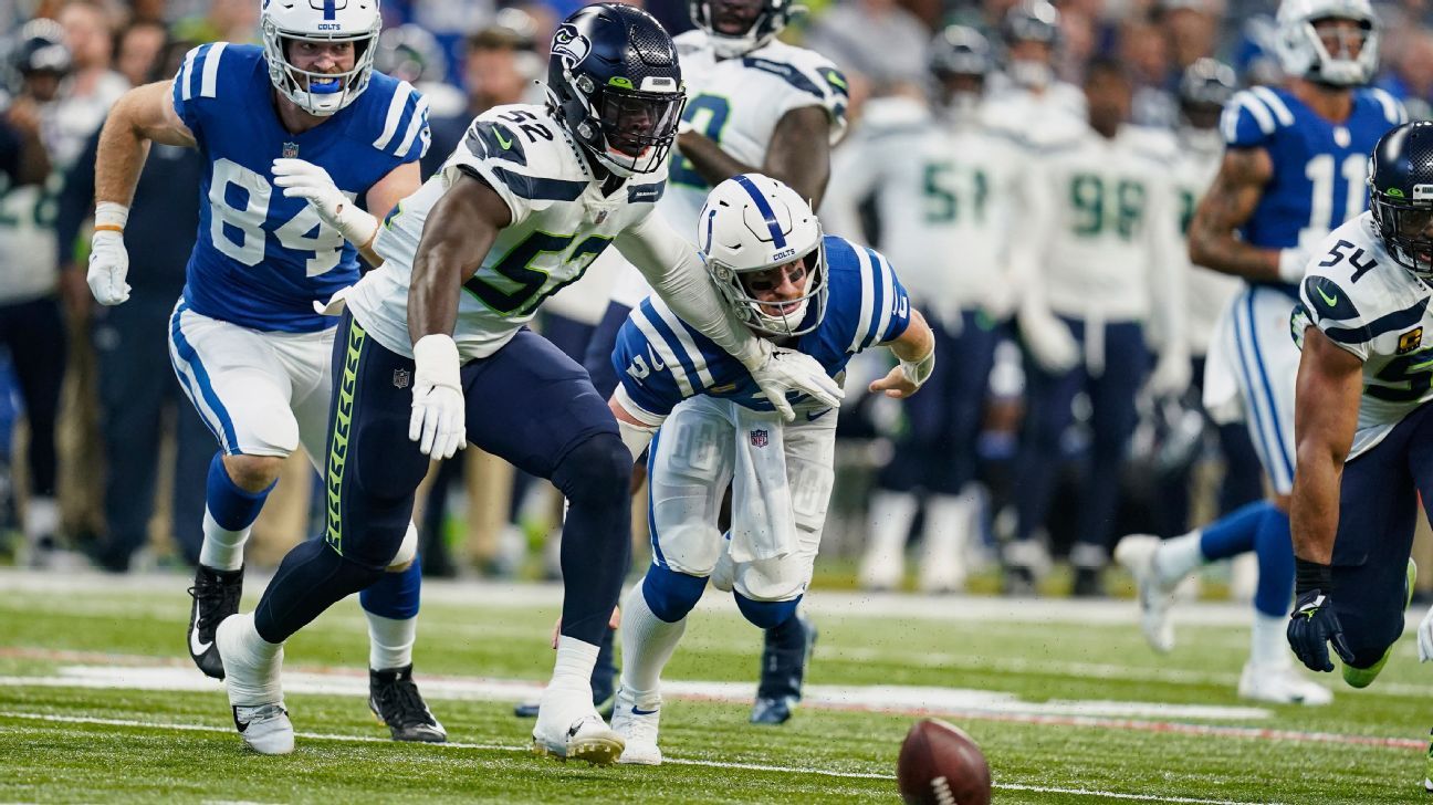 September 12, 2021: Seattle Seahawks head coach Pete Carroll during NFL  football game action between the Seattle Seahawks and the Indianapolis  Colts at Lucas Oil Stadium in Indianapolis, Indiana. Seattle defeated  Indianapolis