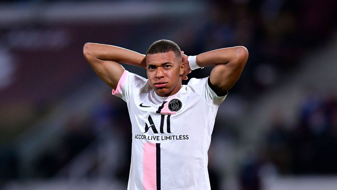 Kylian Mbappe won't rule out staying at PSG; Real Madrid transfer