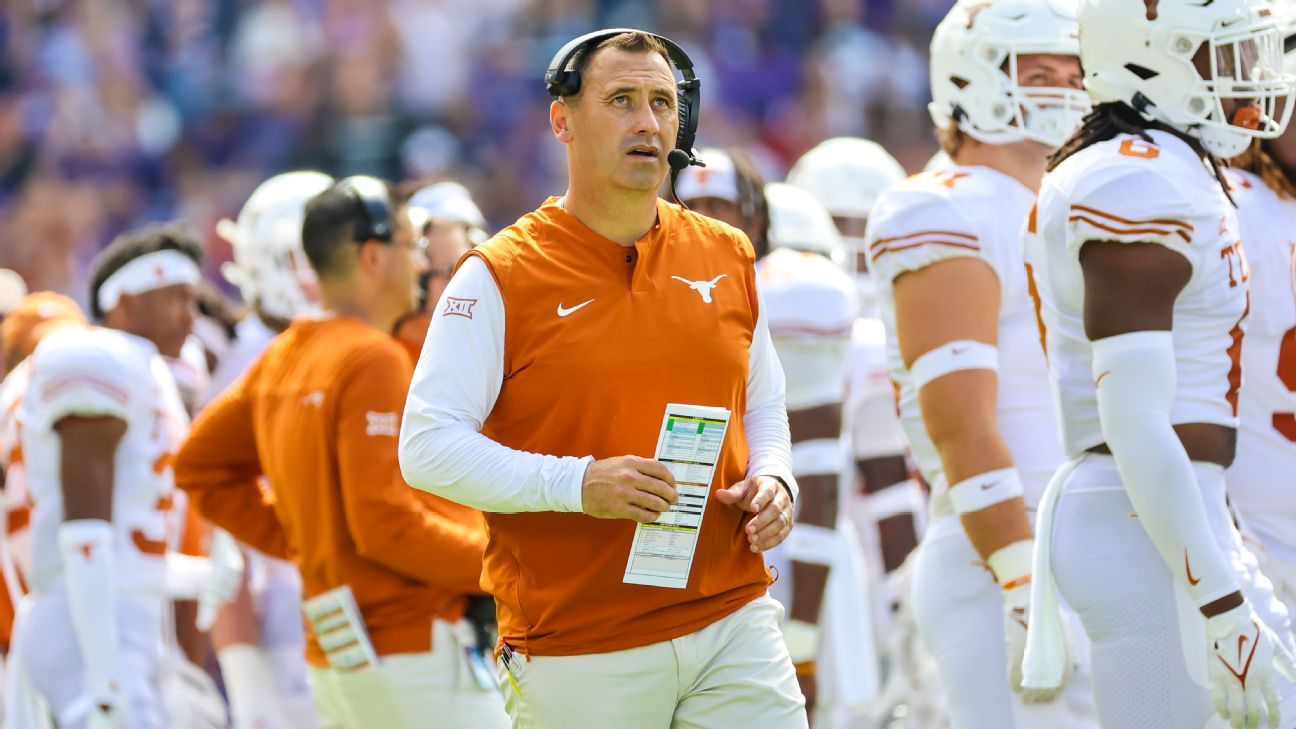 Oklahoma Sooners and Texas Longhorns show how quickly the tables can turn in col..