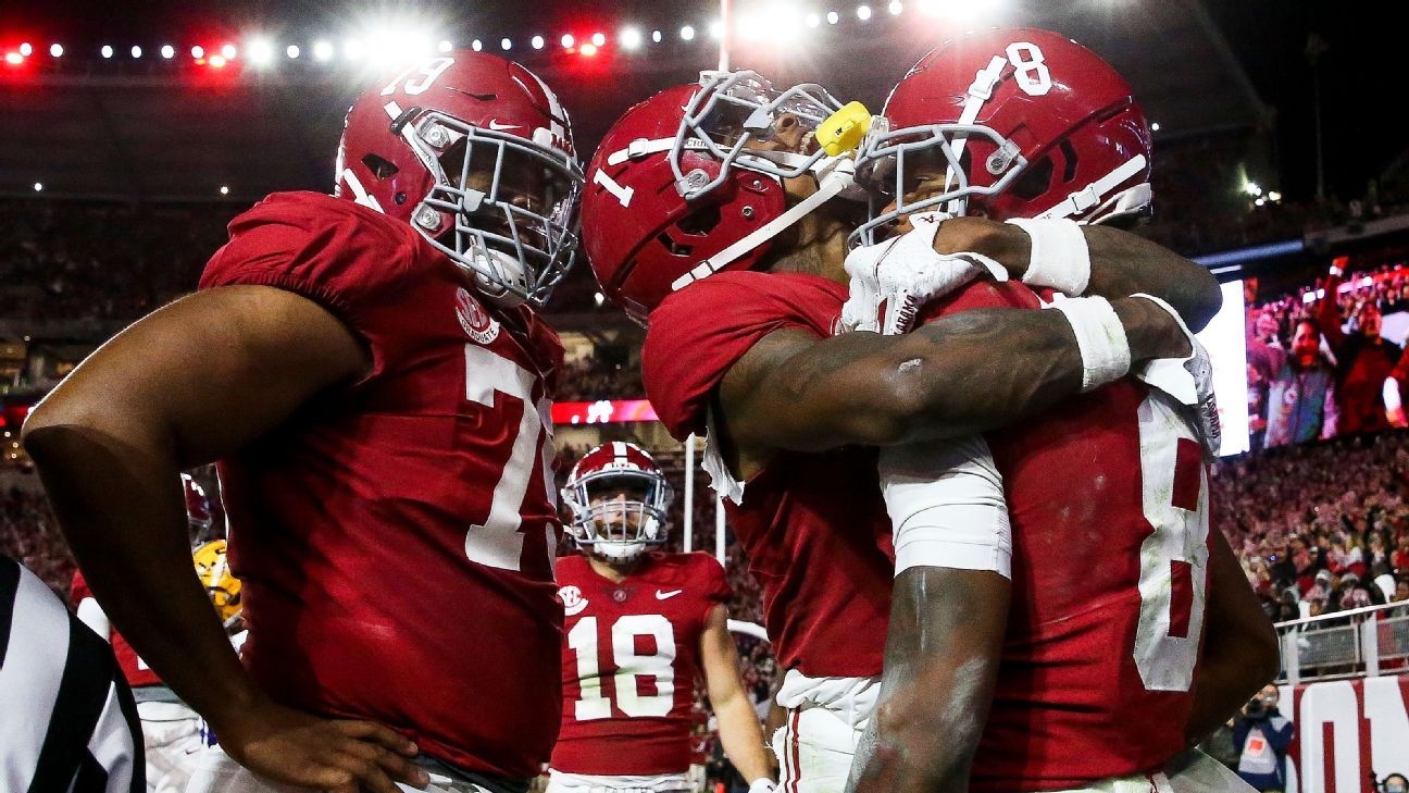 Preseason College Football Rankings 2022: Predicting AP Top 25 After  Coaches Poll, News, Scores, Highlights, Stats, and Rumors