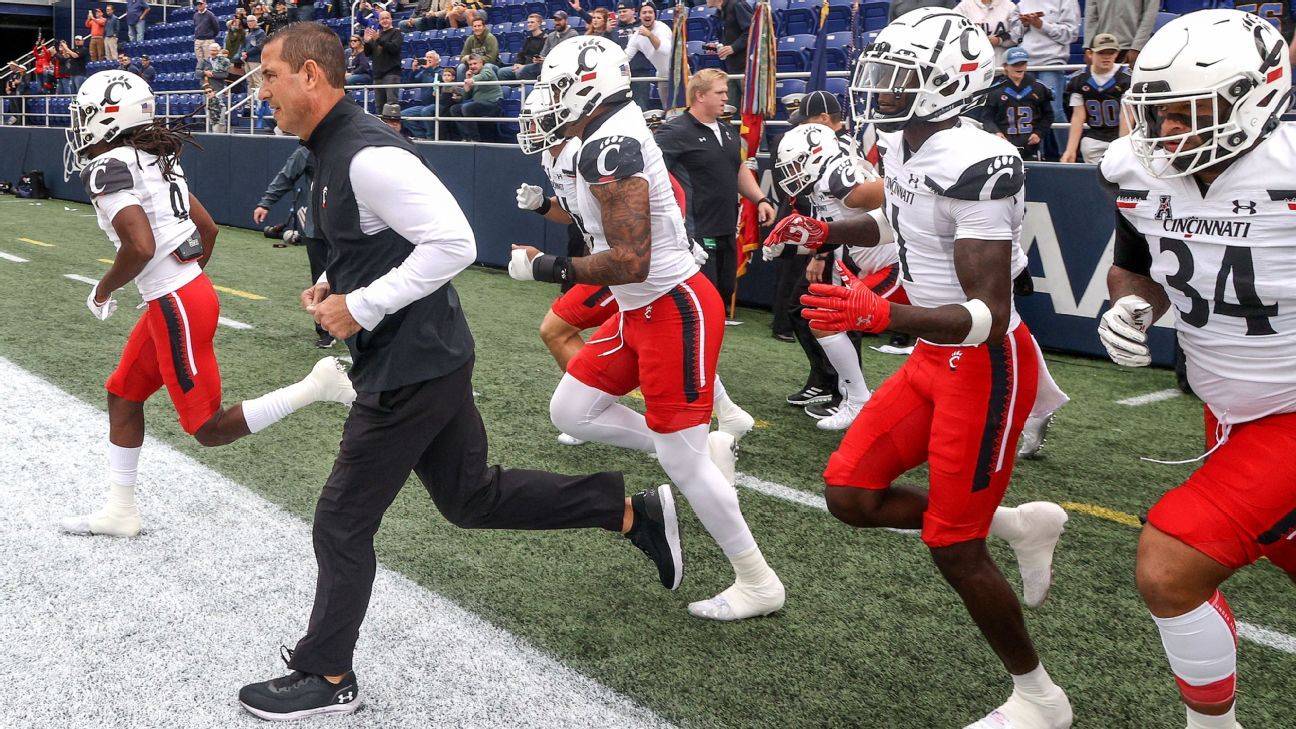 Cincinnati moves into College Football Playoff position