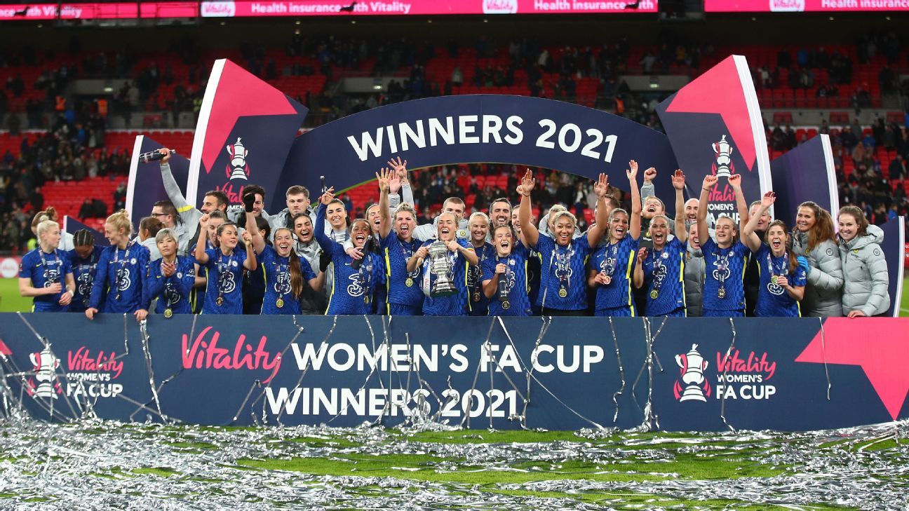 Emma Hayes leads Chelsea to yet more glory in 50th Women's FA Cup final