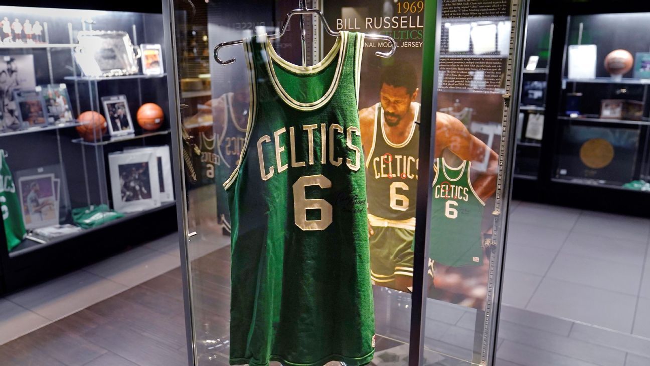 Bill Russell memorabilia auction nets over $5 million, final game