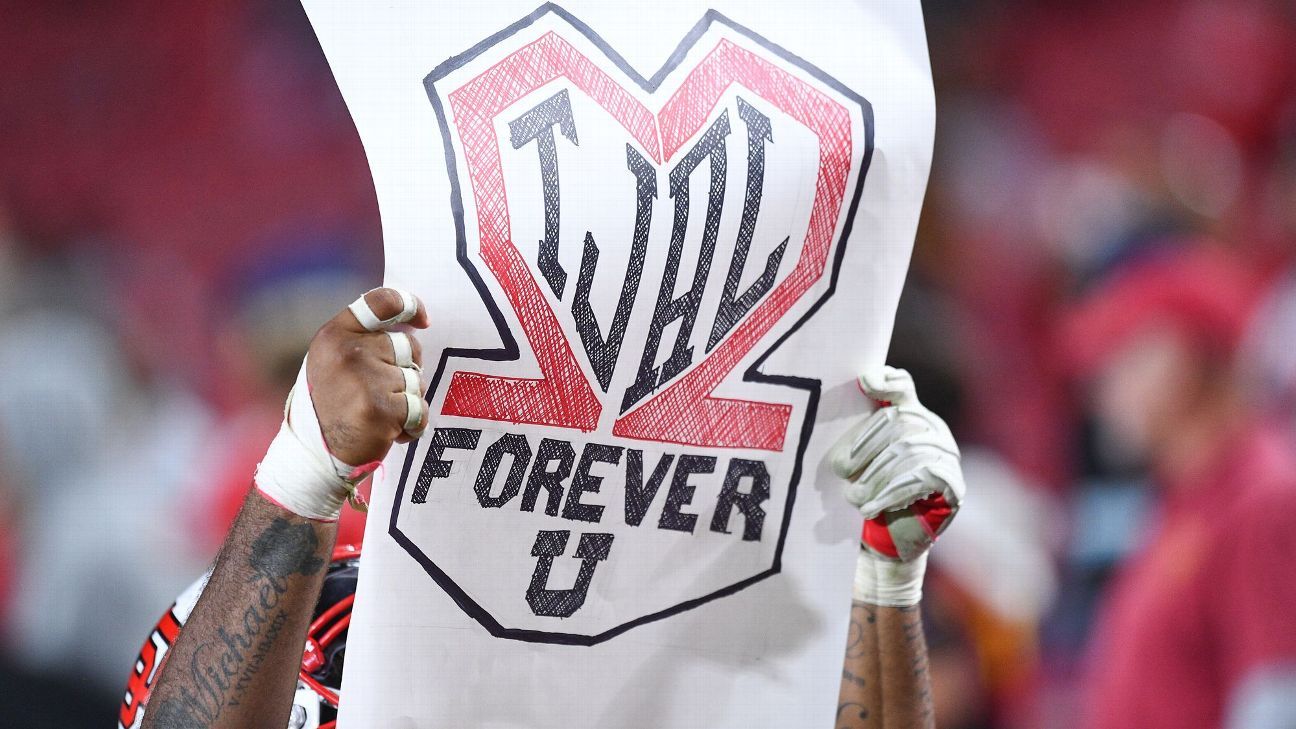 How Utah football united through the grief of two players' deaths