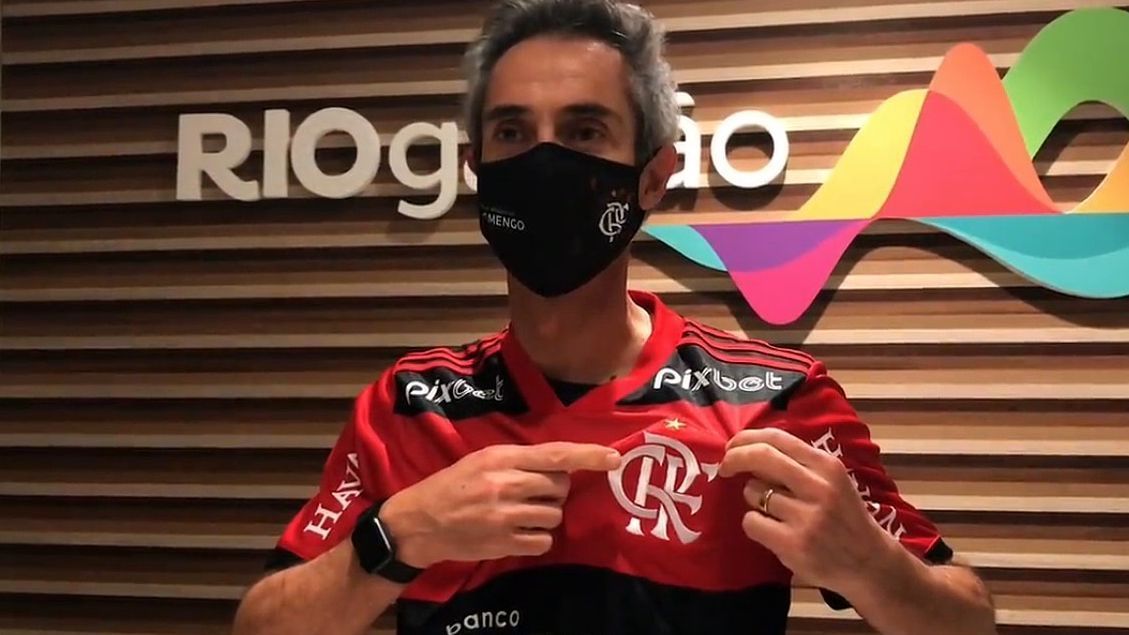 Paulo Sousa chega ao Flamengo, cita amor antigo e já dá recado sobre trabalho: Qualidade individual não é sinônimo de vitórias