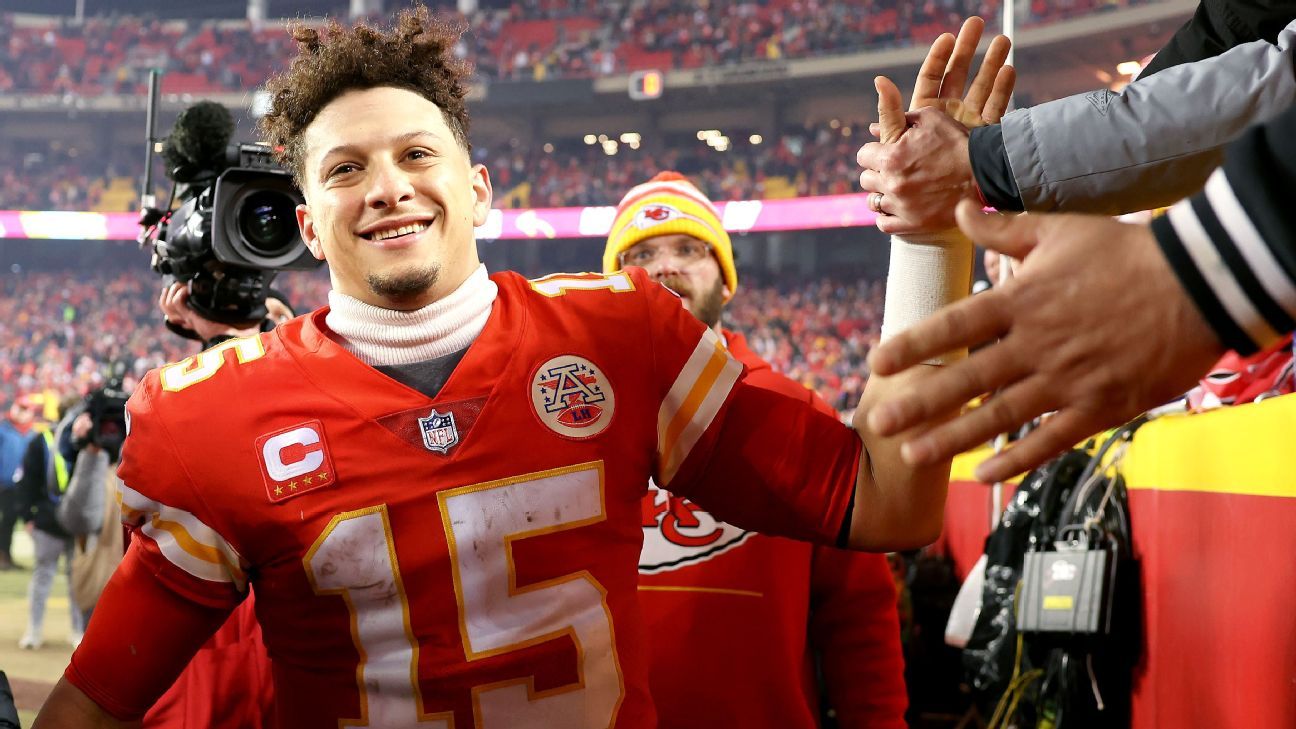 Kansas City Chiefs open as touchdown favorites, Los Angeles Rams 3.5-point favor..