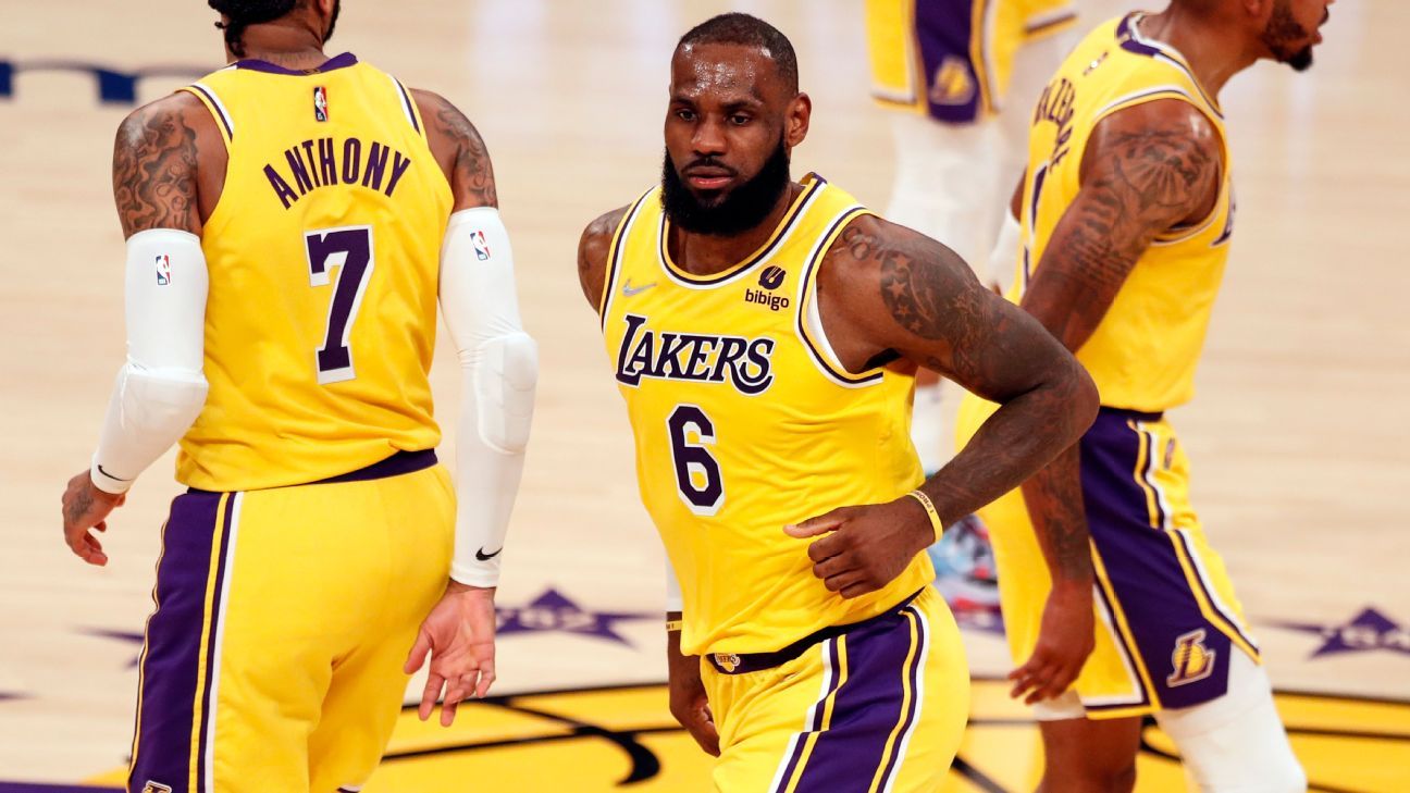 2022 Season Review: Will LeBron James commit to the Lakers for