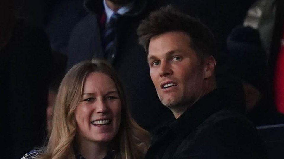 KAMBING mengawasi KAMBING: Brady menyaksikan kepahlawanan Ronaldo