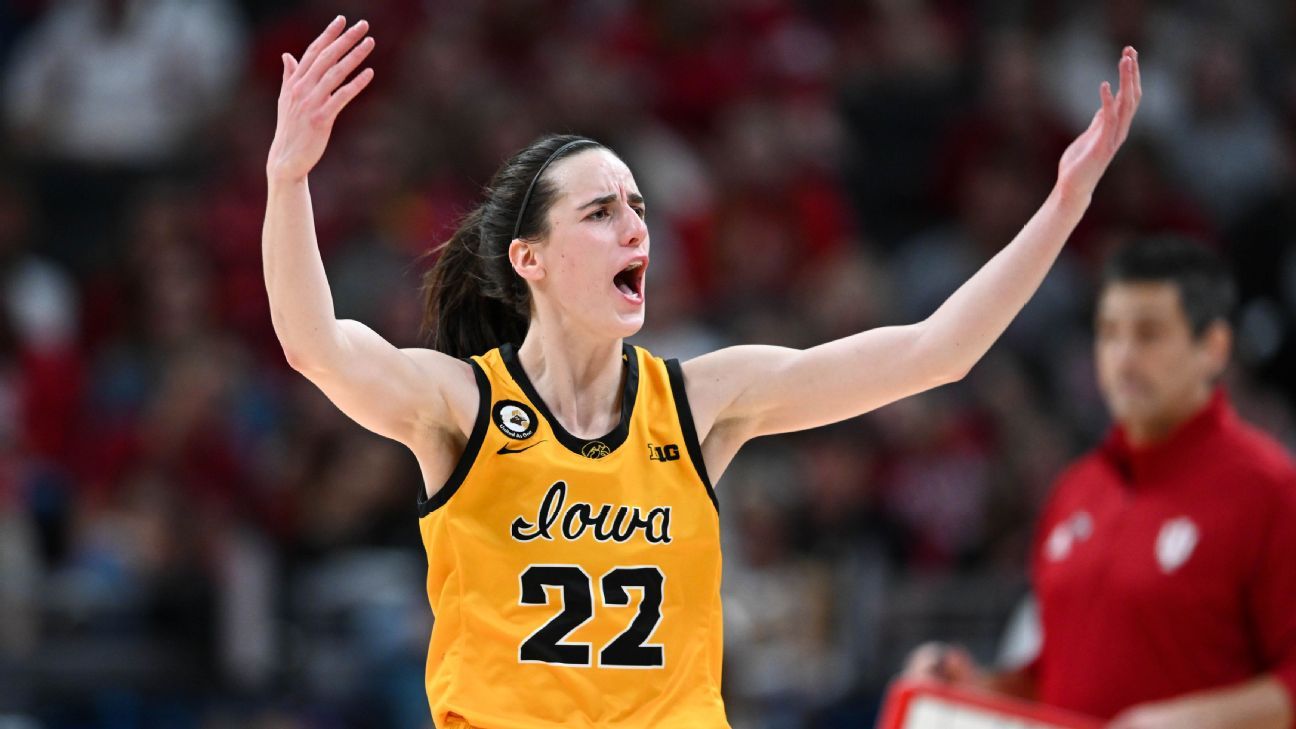 Iowa's Caitlin Clark reaches 2,000-point mark in 75th game