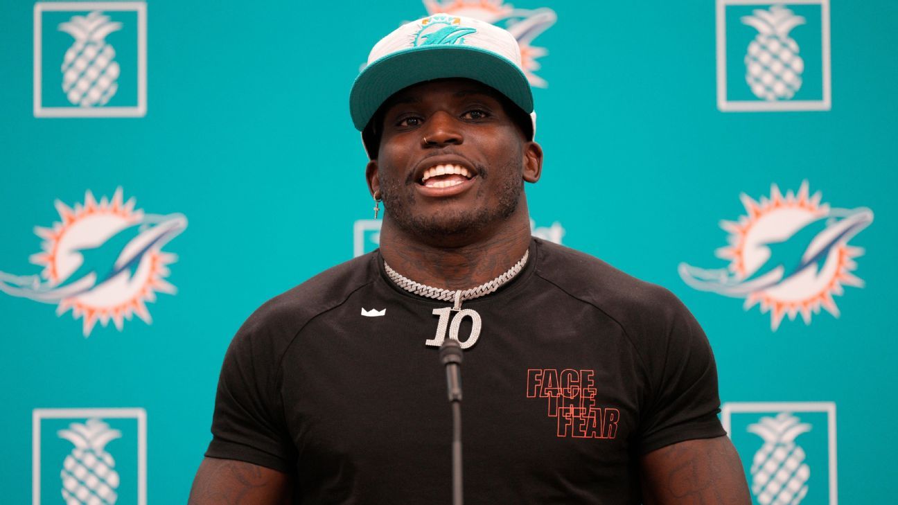tyreek hill miami dolphins jersey