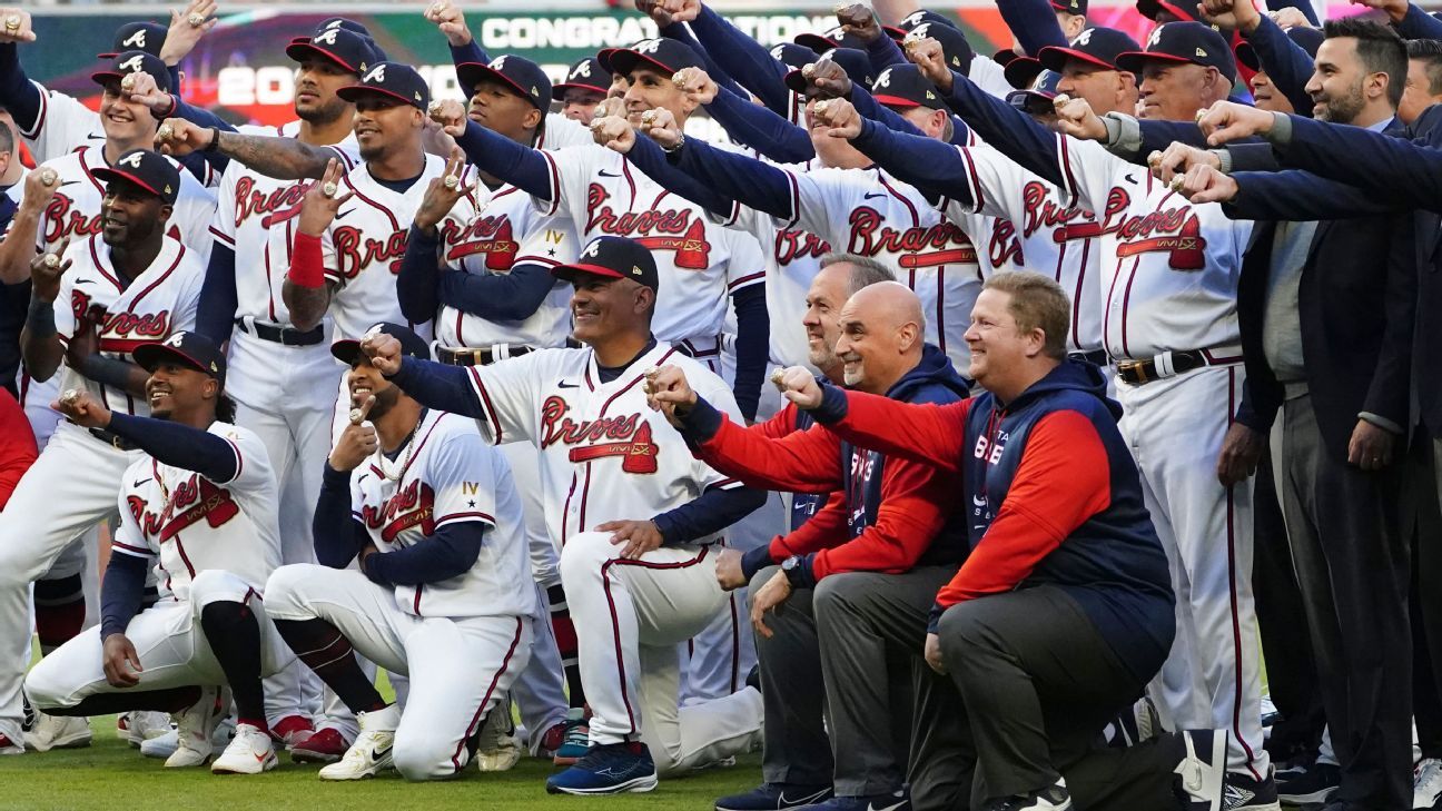 Atlanta Braves receive World Series rings featuring 18.71-karat