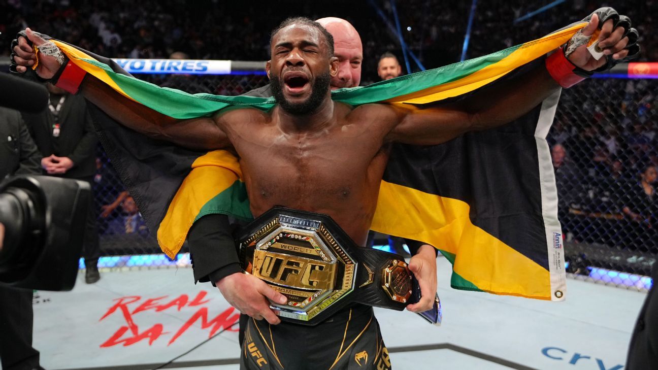 Aljamain Sterling ekes out split decision over Petr Yan to unify UFC's bantamwei..