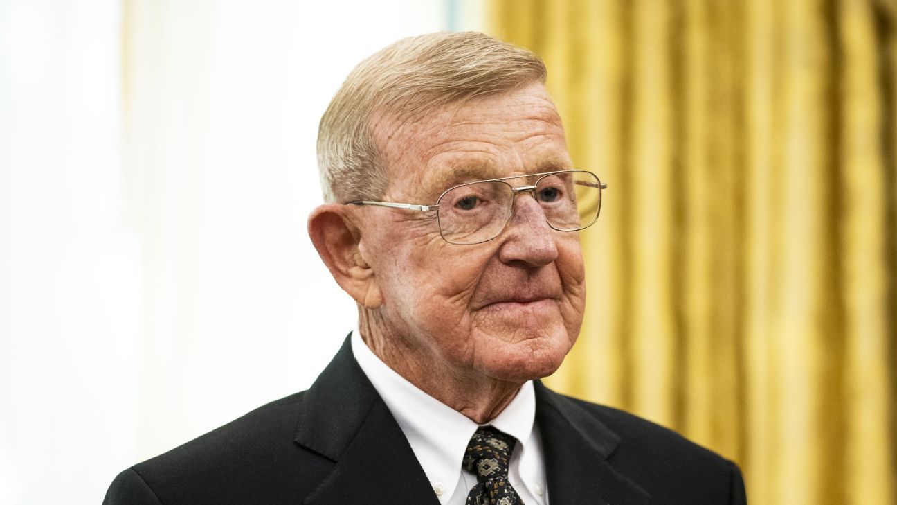 Lou Holtz mendukung pengamatan Ohio State – tim yang bagus, bukan tim yang hebat