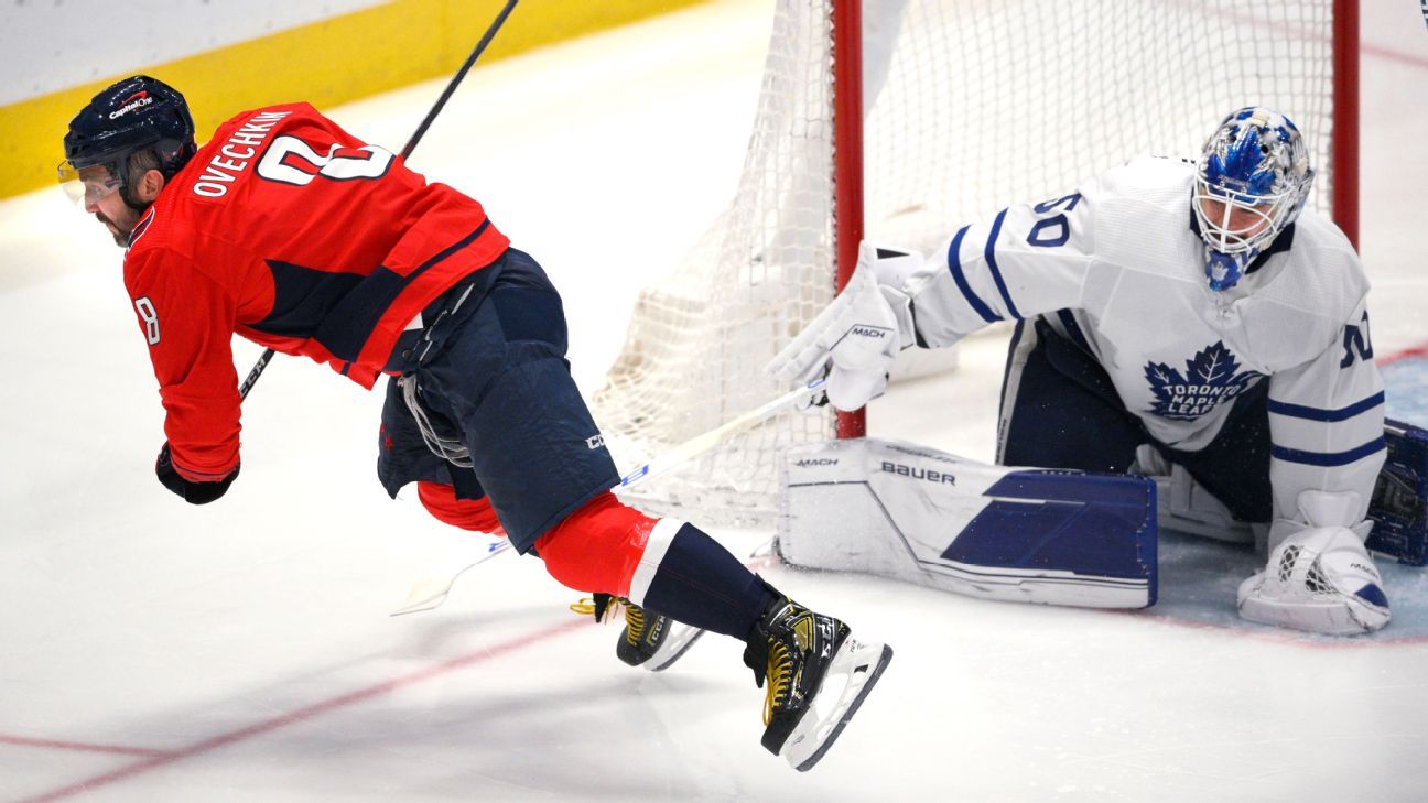 Washington Capitals' Alex Ovechkin leaves game with upper-body injury