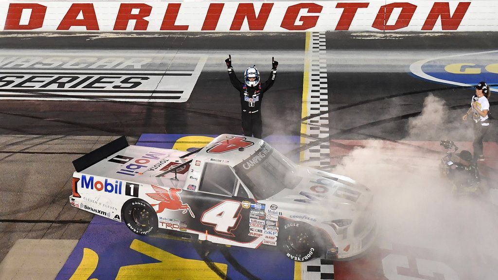 Camping World Truck Series at Darlington