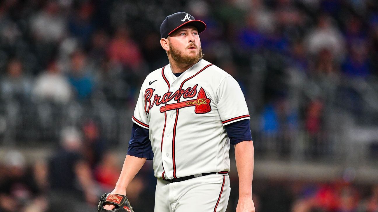 Atlanta Braves relief pitcher Tyler Matzek (68) delivers a pitch during a  baseball game against the Washington Nationals, Sunday, Aug. 15, 2021, in  Washington. The Braves won 6-5. (AP Photo/Nick Wass Stock Photo - Alamy