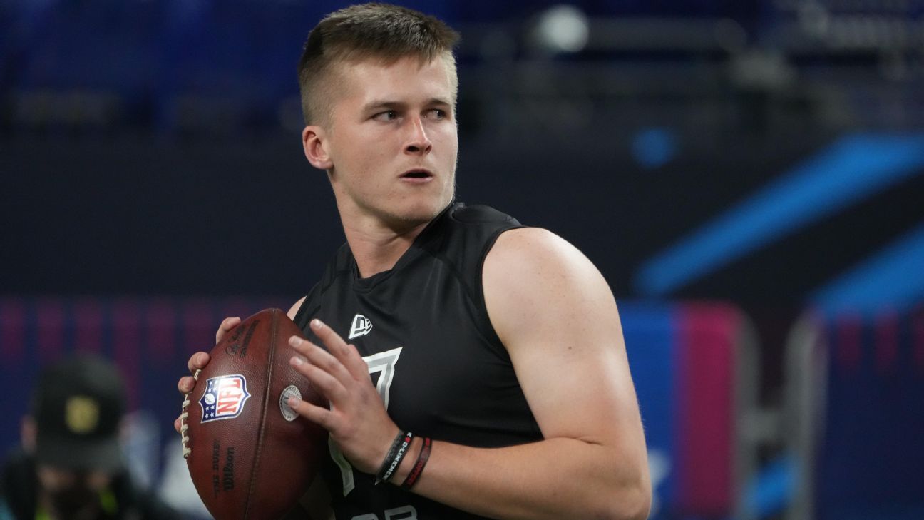 Why New England Patriots' selection of QB Bailey Zappe is lauded by former  NFL GM - New England Patriots Blog- ESPN