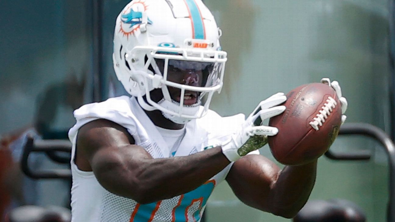 Miami Dolphins WR Tyreek Hill says he got death threats for comments on Kansas C..
