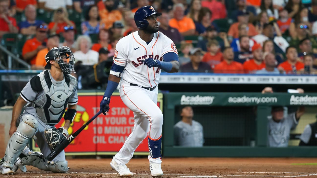 Injured Astros All-Star slugger Alvarez takes a step forward while