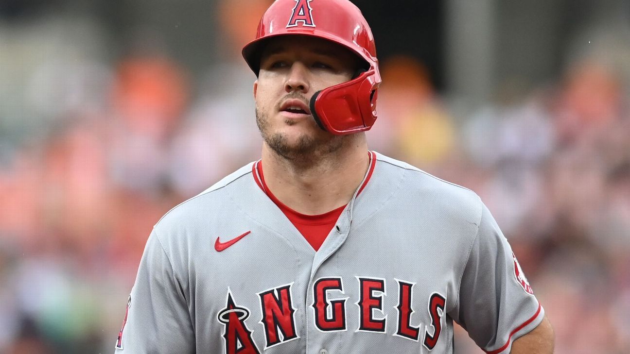 Mike Trout Los Angeles Angels Majestic Women's From the Stretch