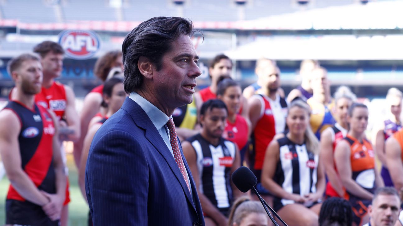 AFL CEO Gillon McLachlan to steer AFL into 2023 ESPN AFL CEO Gillon McLachlan to steer AFL into 2023 ESPN
