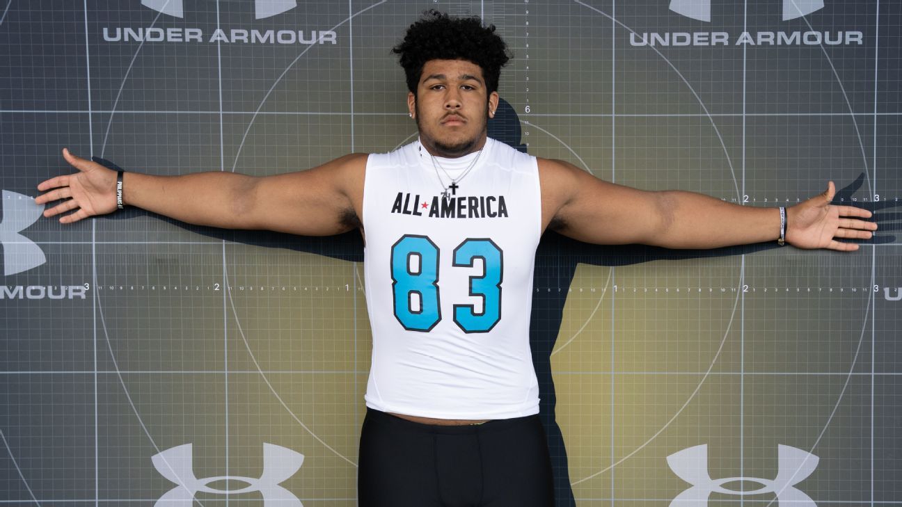 Touted O-lineman Proctor flips from Iowa to Bama