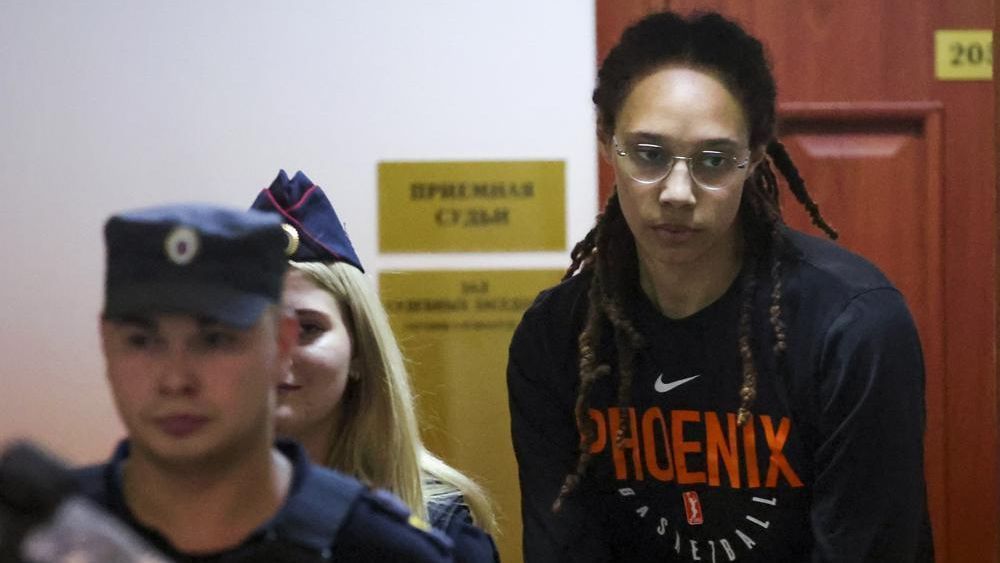 Brittney Griner testifica que no le explicaron sus derechos cuando fue