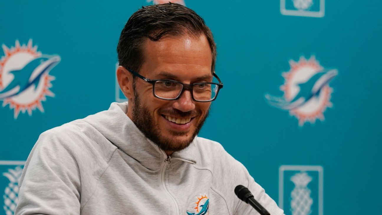 Miami Dolphins captains vote to remove ping-pong table from locker