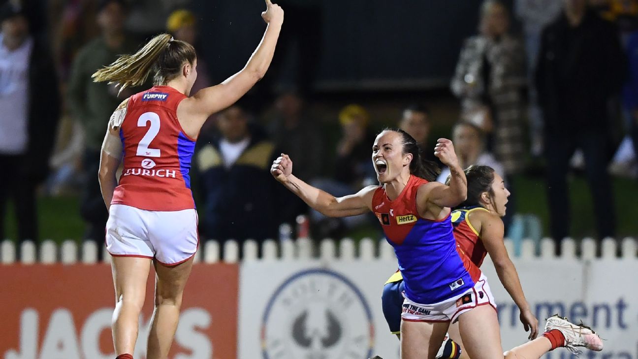 AFLW Round 1 Melbourne down premiers Adelaide in AFLW - ESPN