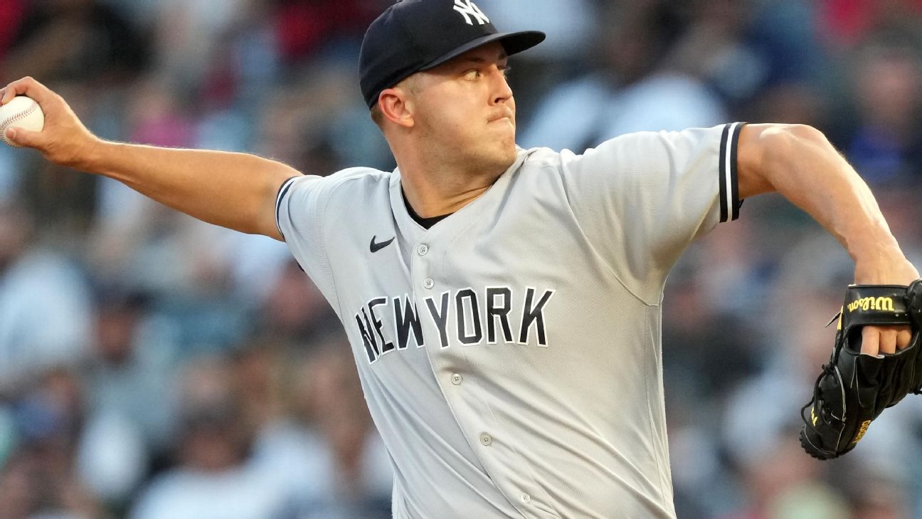 Yankees pitcher Jonathan Loaisiga works two scoreless innings in