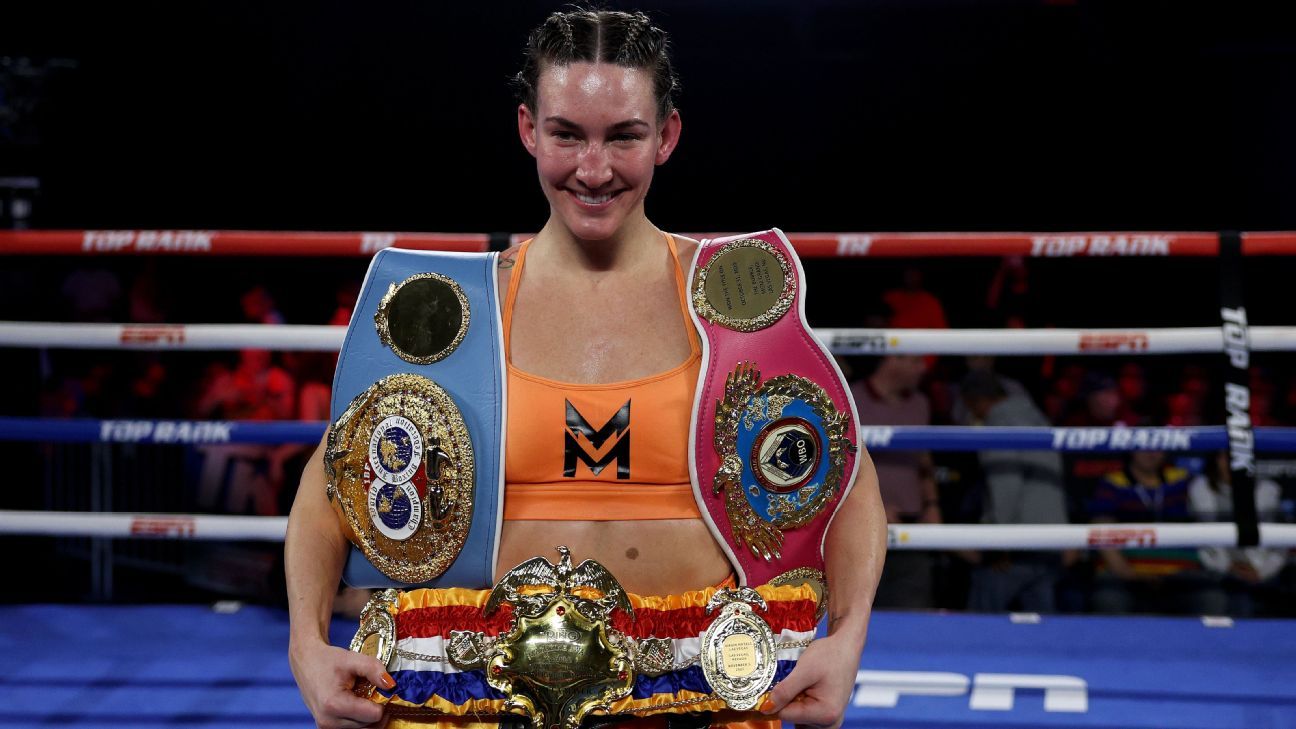 An all-women's championship brings female boxers to the ring