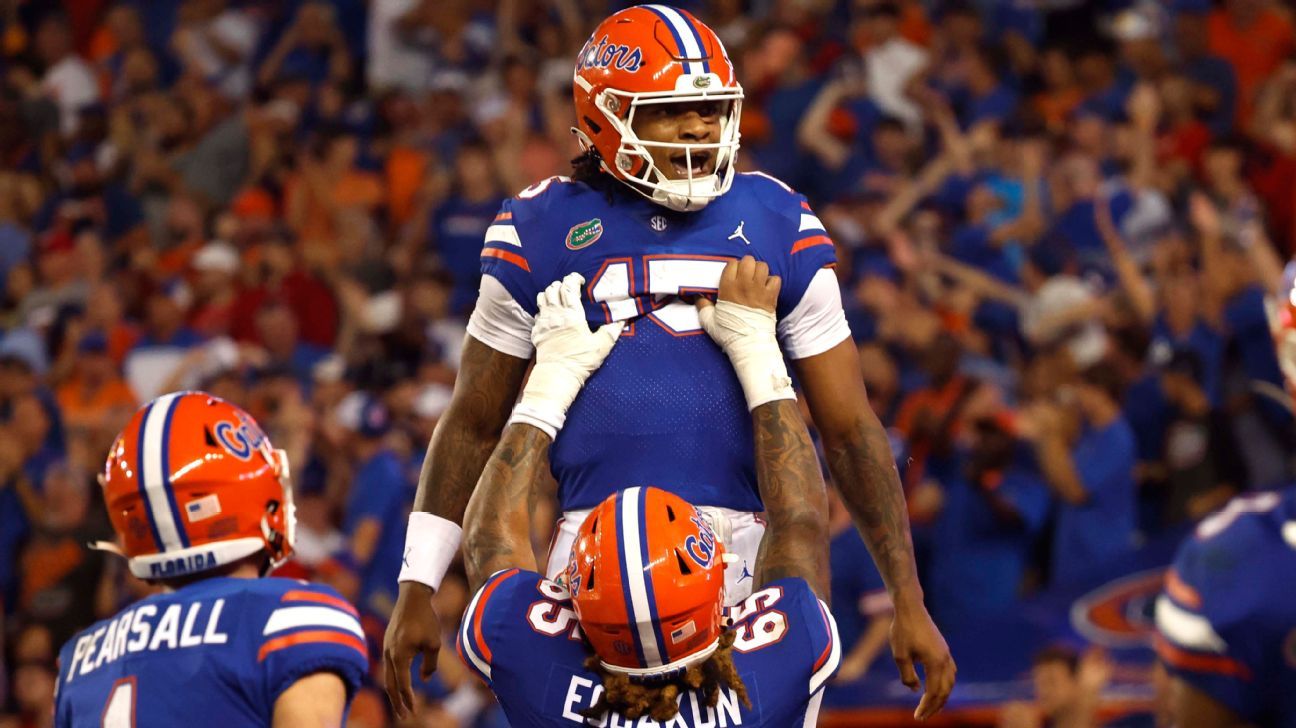 Florida Gators' Anthony Richardson dazzles with arm, legs in upset of