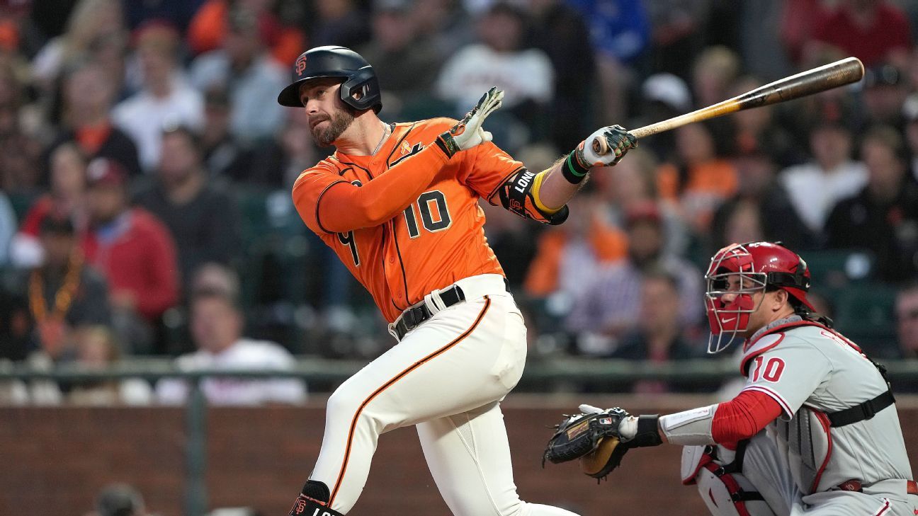 Evan Longoria turns back clock, carries Diamondbacks with glove in Game 1  win