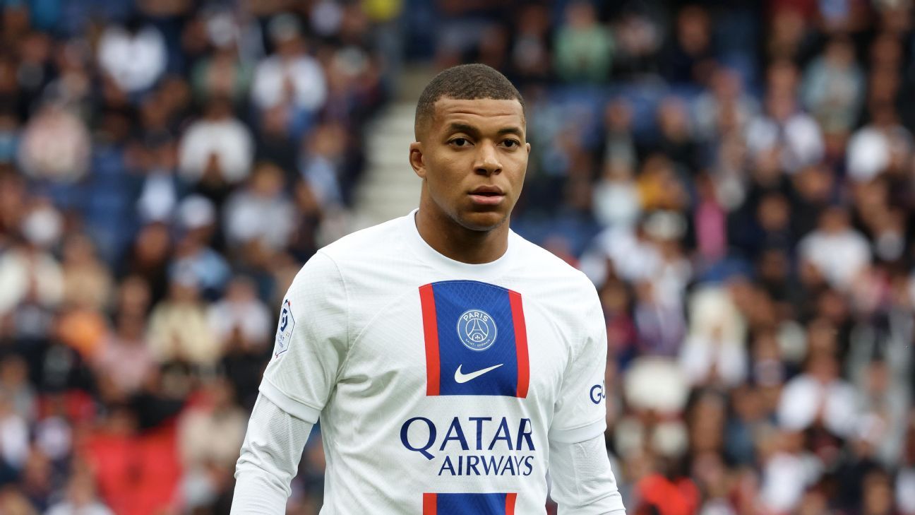 Mbappe to Real Madrid rumours: Ancelotti laughs off talk of move for ...