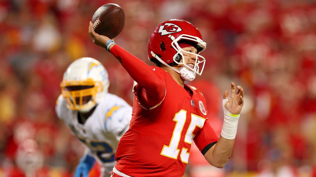 Chiefs vs. Chargers: 5 things to watch for on Sunday night in Week 11