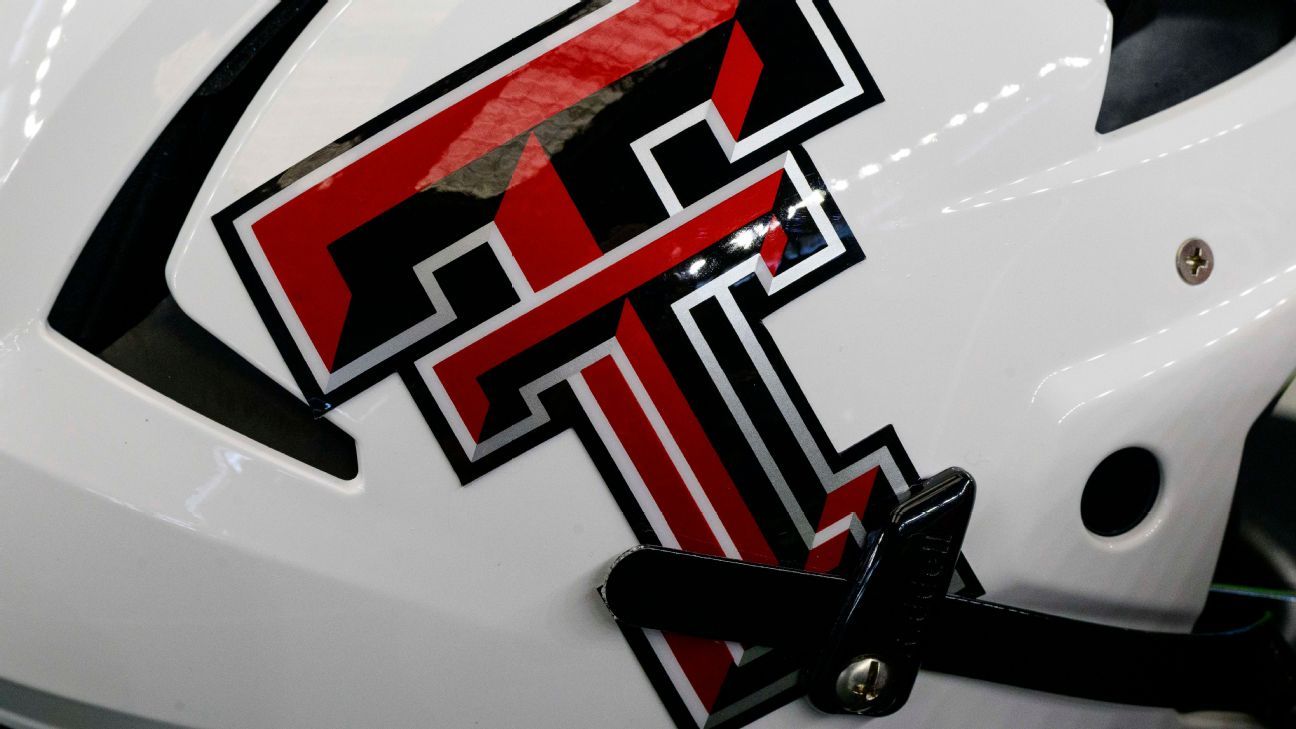 Texas Tech starting QB Morton done for spring