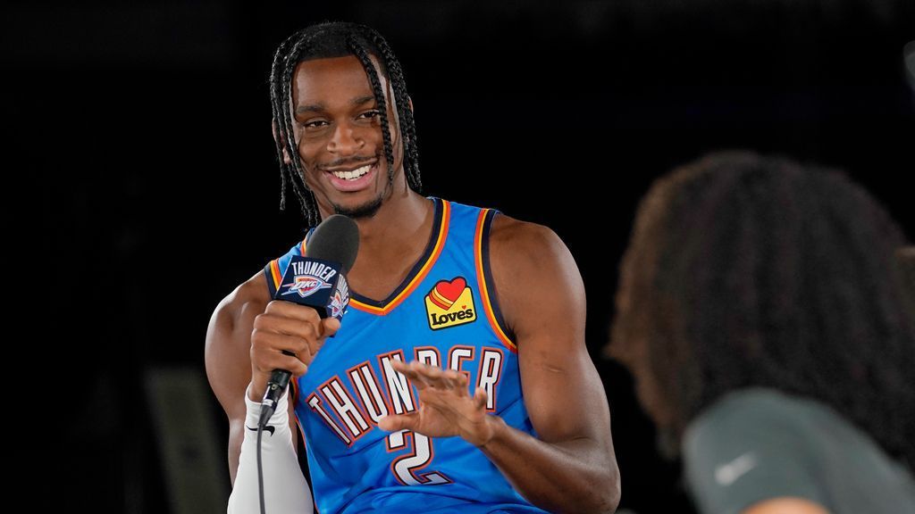 BREAKING: Thunder Star Shai Gilgeous-Alexander to Miss Remainder of 2021-22  Season - Sports Illustrated Oklahoma City Thunder News, Analysis and More