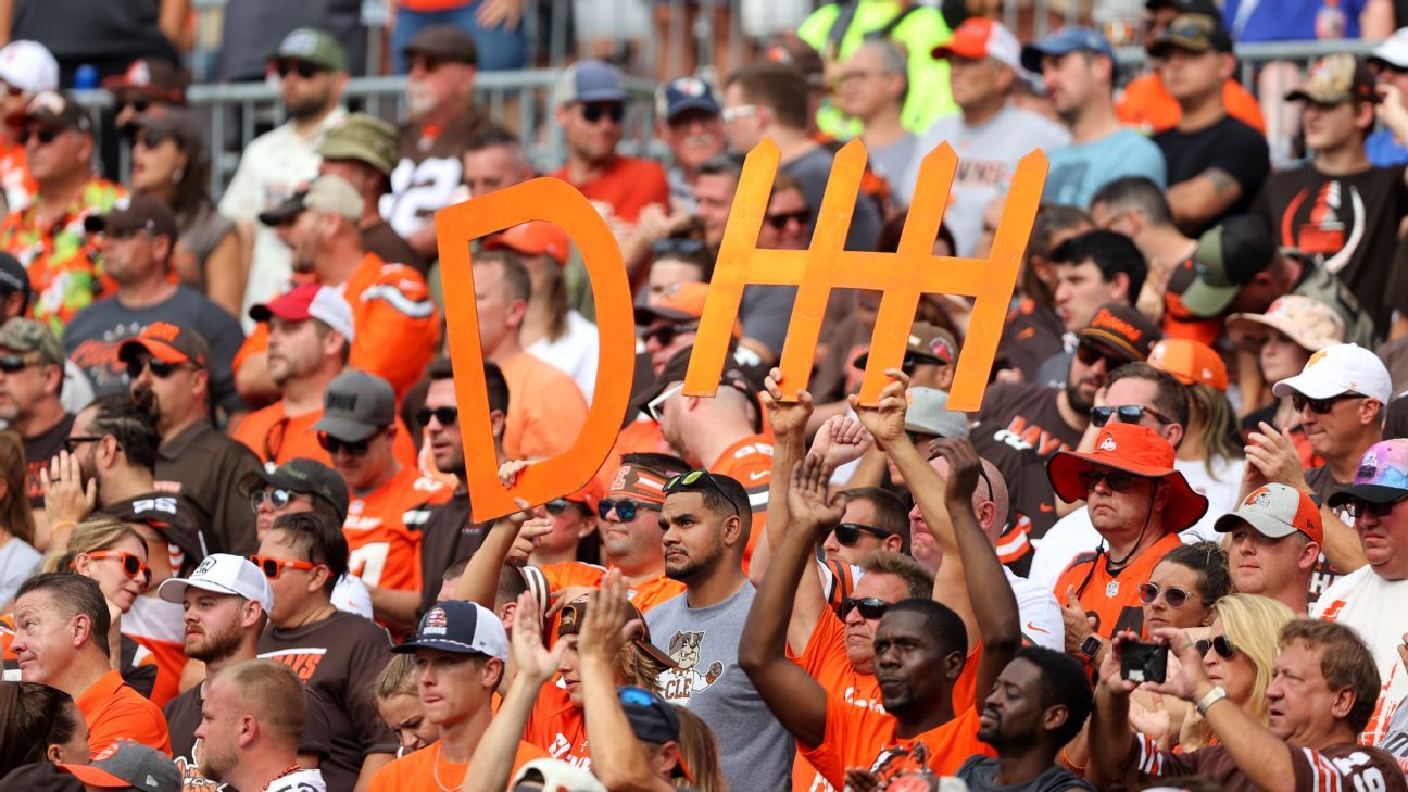 Cleveland Browns struggling to fix NFL's worst 4thquarter defense