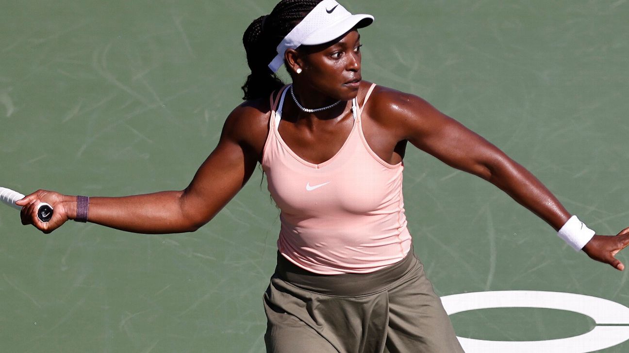 Stephens, Pliskova secure victories in San Diego