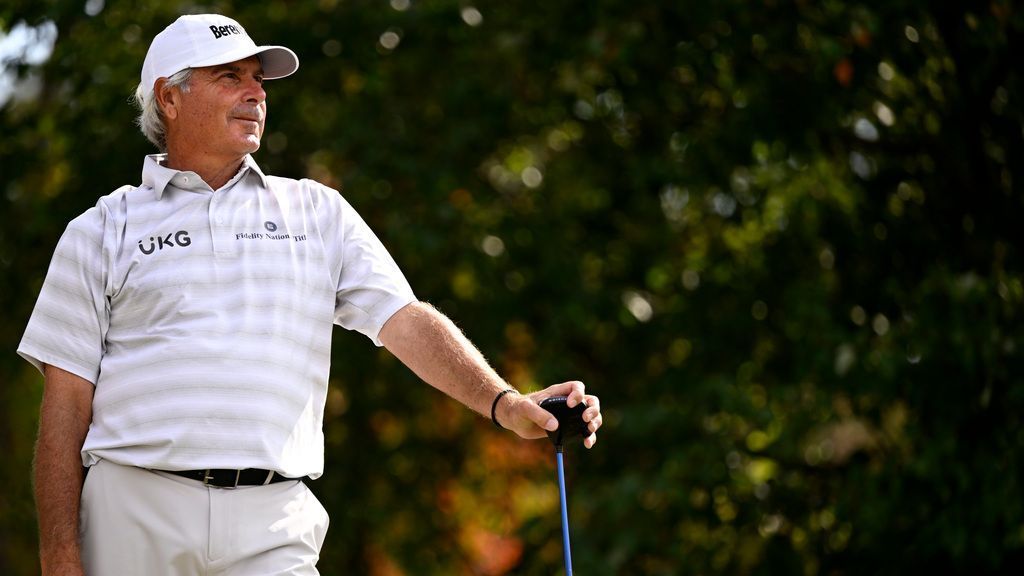 Fred Couples beats his age with 60, wins SAS Championship