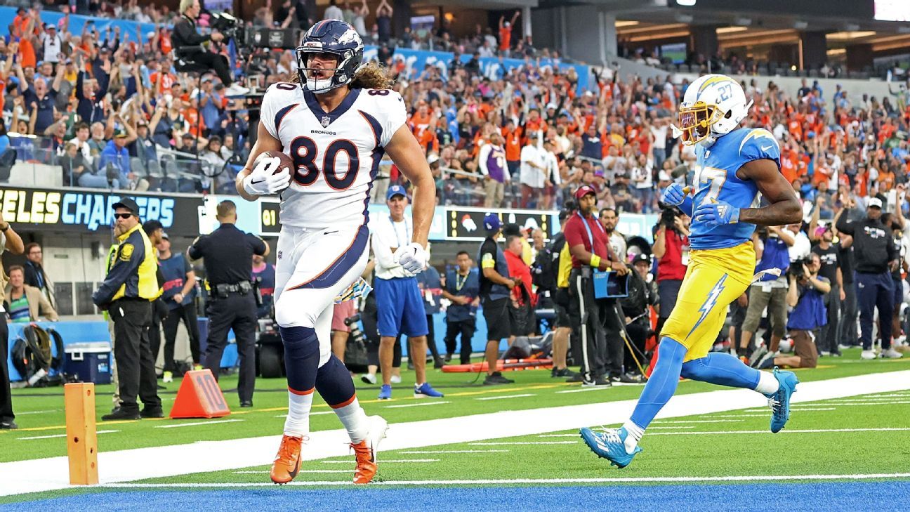 Paige: Denver Broncos pause tumultuous offseason to collect Super