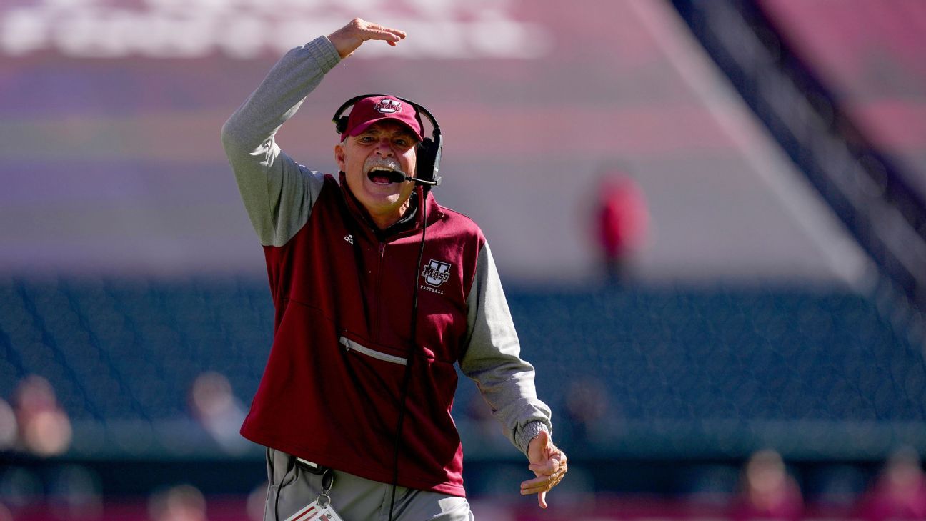 UMass fires head coach Brown after 6-28 stint