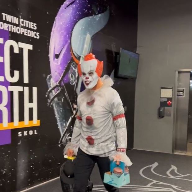 NFL stars show off Halloween costumes ahead of Sunday's games