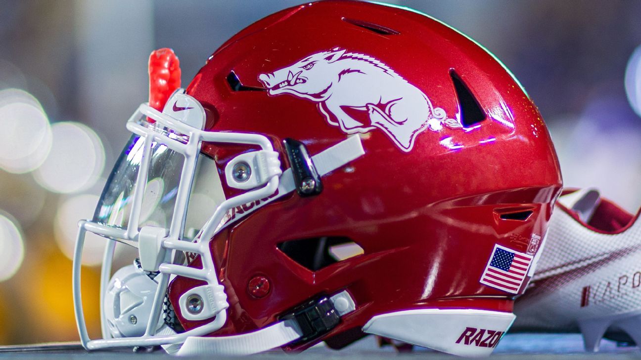 Arkansas, Sam Pittman land four-star OLB Tavion Wallace - ESPN