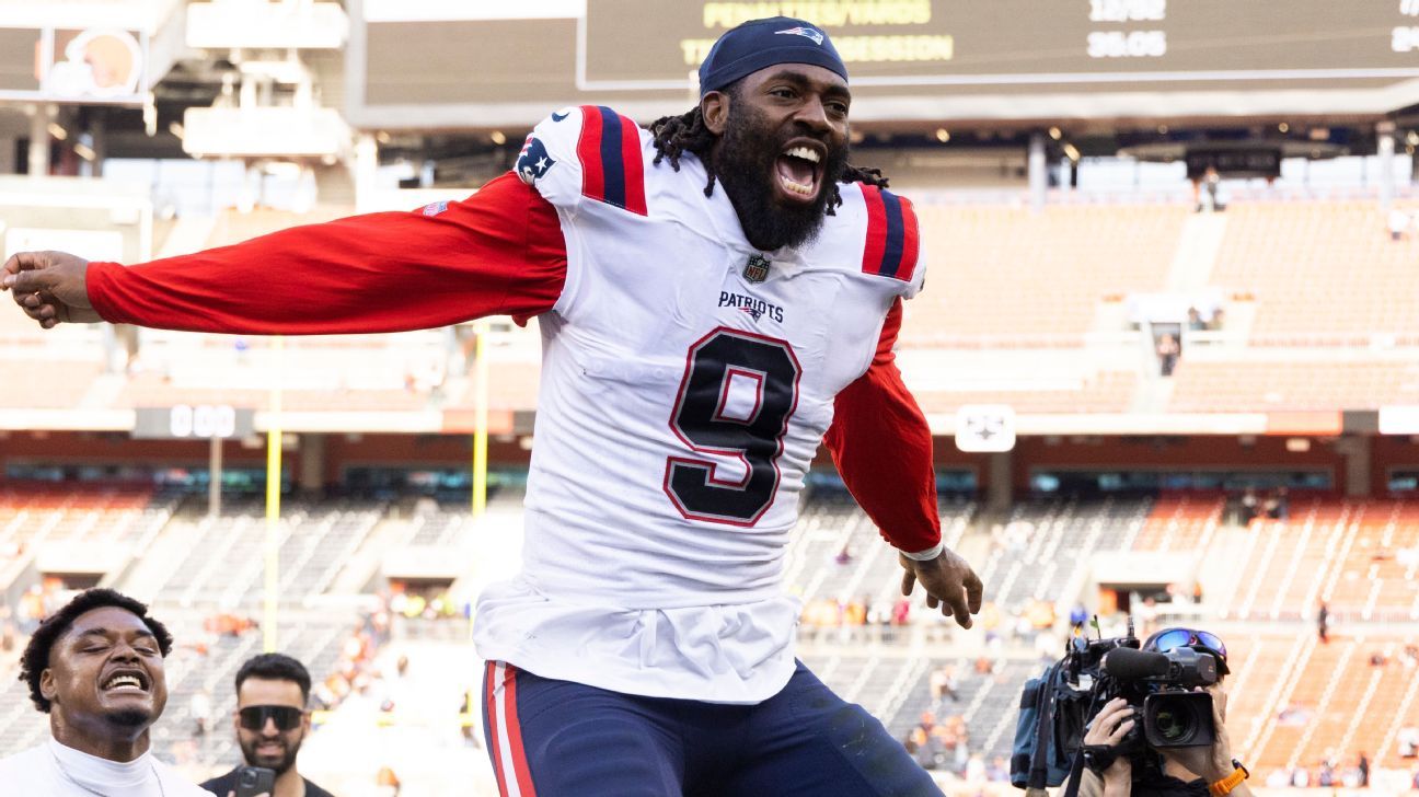 WATCH: Matthew Judon Safety Sack Seals New England Patriots' 15-10 Win Over  New York Jets - Sports Illustrated New England Patriots News, Analysis and  More