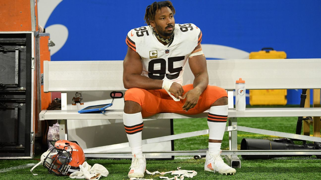 Cleveland Browns' Myles Garrett, Joel Bitonio, win awards