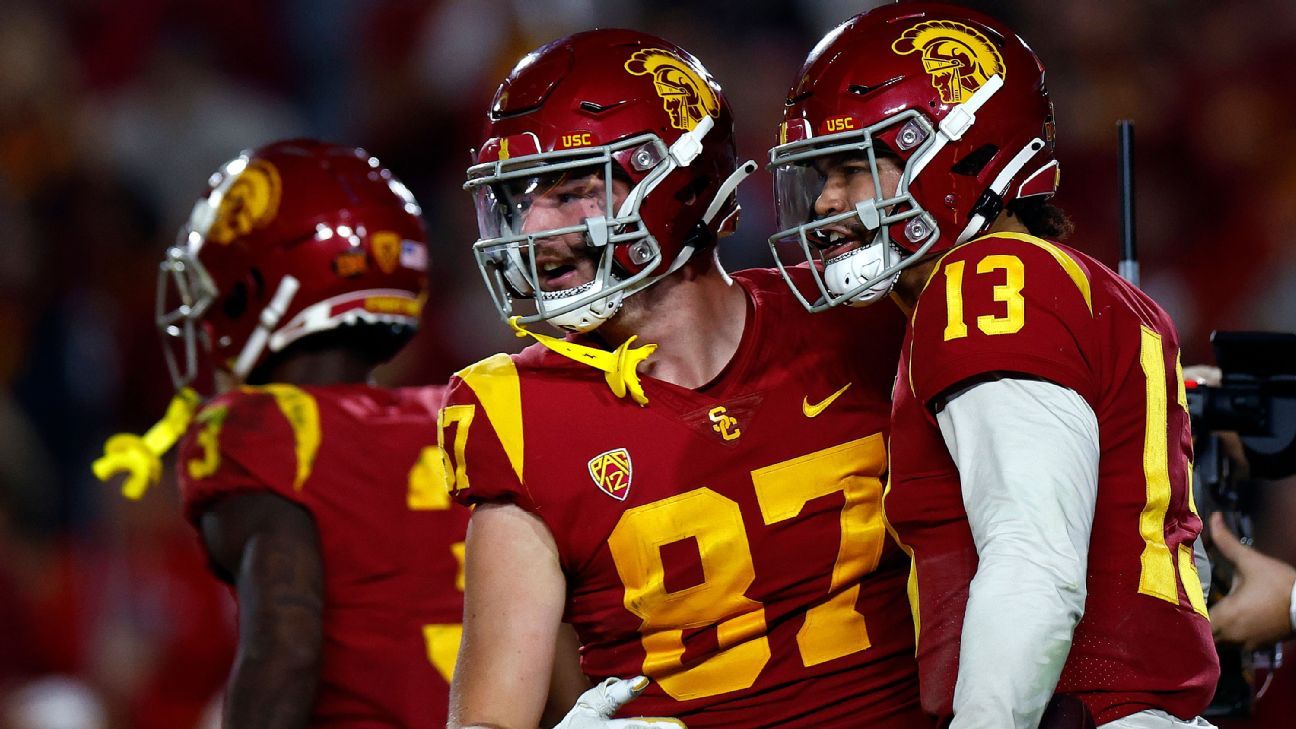 USC climbs into AP top 4 after Ohio State loss