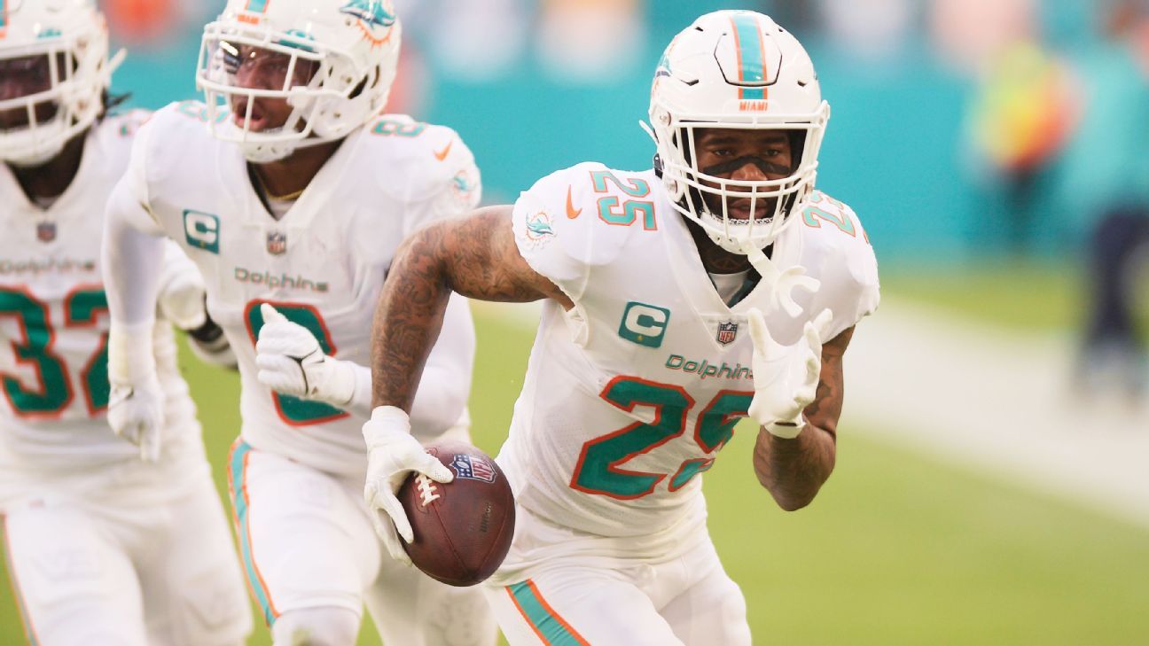 Can't-Miss Play: Miami Dolphins defensive back Xavien Howard's  scoop-and-score sparked by defensive back Eric Rowe's hit-stick tackle on  Akins