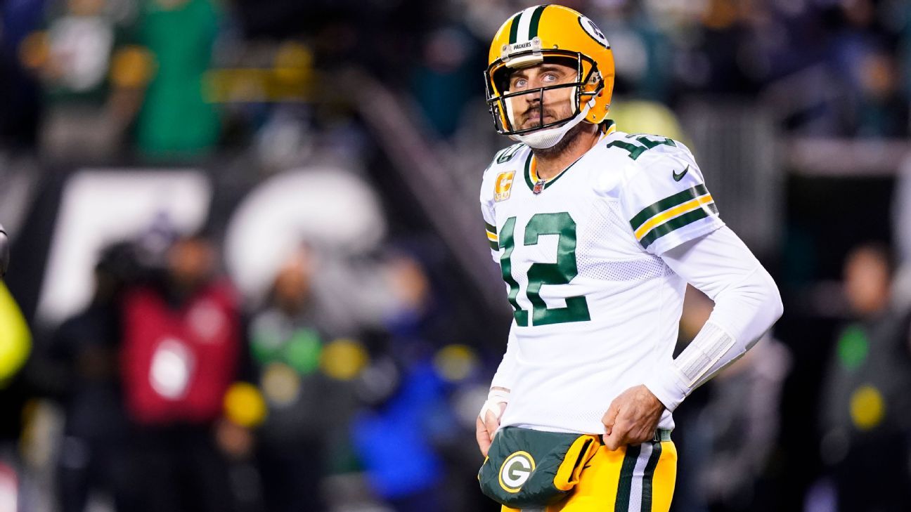 Packers' Aaron Rodgers plans to play after 'good news' on scans