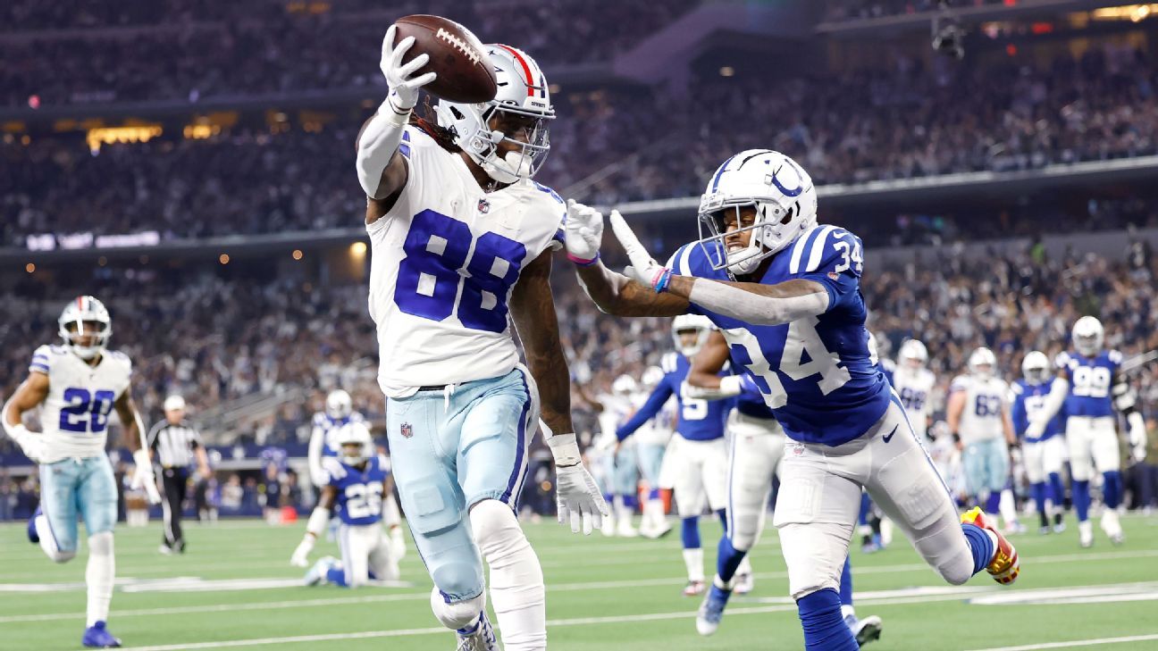 CeeDee Lamb's acrobatic touchdown catch and run gets Cowboys on scoreboard